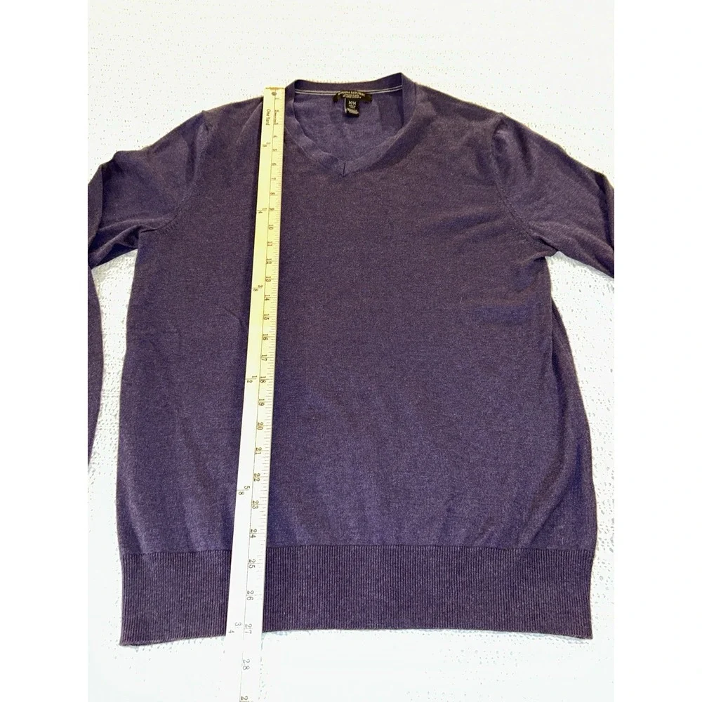 Banana Republic Sweater Mens M Purple Silk Cashmere V Neck Lightweight Preppy‎